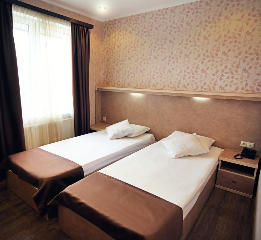 Rondo Hotel Tiflis Oda fotoğraf