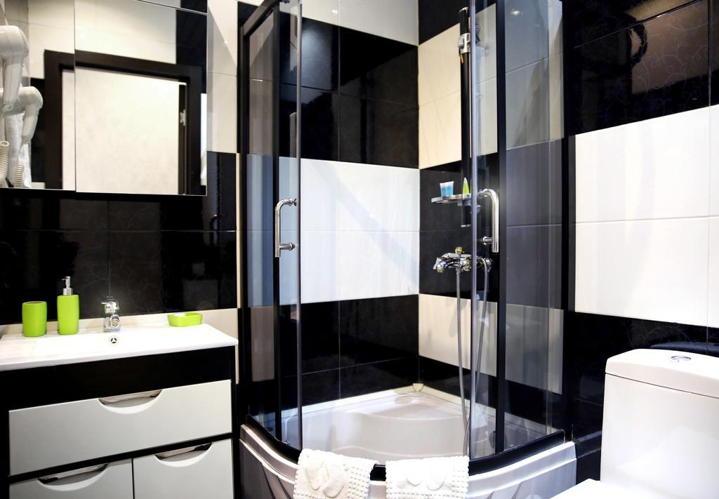 Rondo Hotel Tiflis Oda fotoğraf
